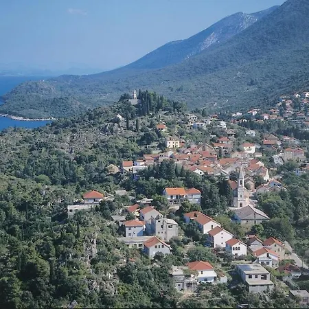 Apartman In With Terrace, Air Conditioning, Wifi, Washing Machine 4199-5 *