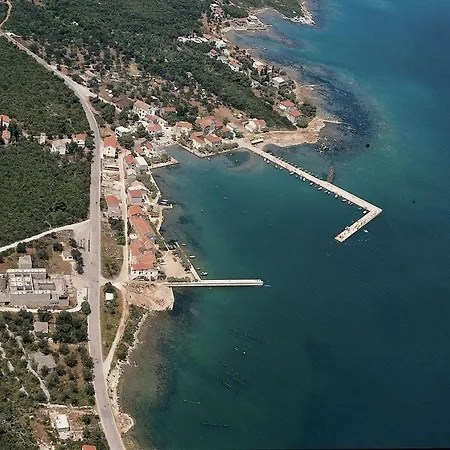 In With Terrace, Air Conditioning, Wifi, Washing Machine 4199-5 Apartman