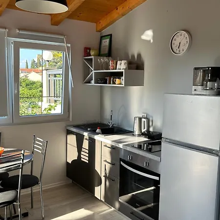 In With Terrace, Air Conditioning, Wifi, Washing Machine 4199-5