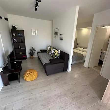 In With Terrace, Air Conditioning, Wifi, Washing Machine 4199-5 Trpanj