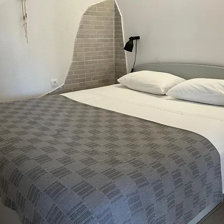 In With Terrace, Air Conditioning, Wifi, Washing Machine 4199-5 Apartman