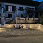 Lejlighed In With Terrace, Air Conditioning, Wifi, Washing Machine 4199-5 Trpanj
