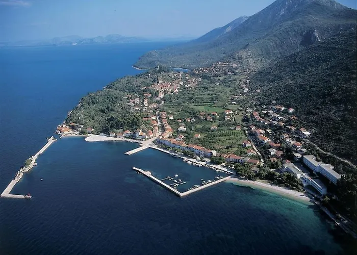 In With Terrace, Air Conditioning, Wifi, Washing Machine 4199-5 Apartmán *