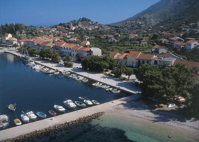 Apartmán In With Terrace, Air Conditioning, Wifi, Washing Machine 4199-5