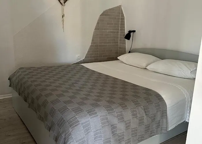 Apartmán In With Terrace, Air Conditioning, Wifi, Washing Machine 4199-5 *