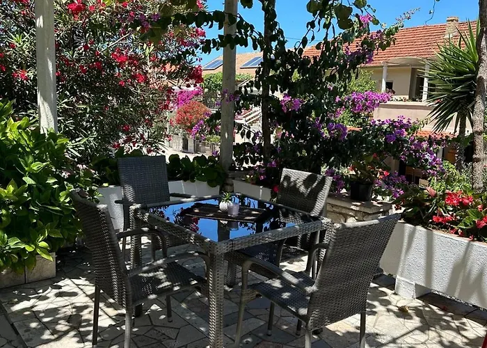 In With Terrace, Air Conditioning, Wifi, Washing Machine 4199-5 *